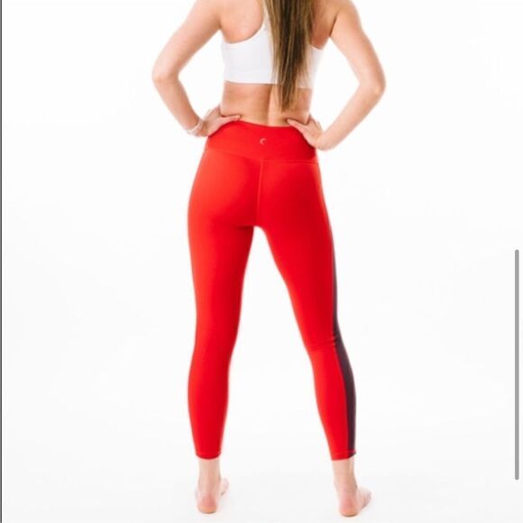 Zyia Active Red Royalty Stripe Light N Tight Legging - Picture 5 of 12